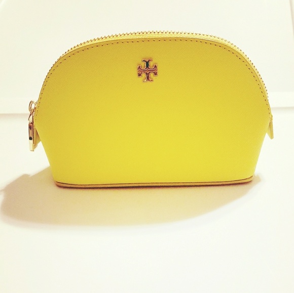 Tory Burch Handbags - NEW Tory Burch Robinson Sm. Cosmetic Case-Sunshine